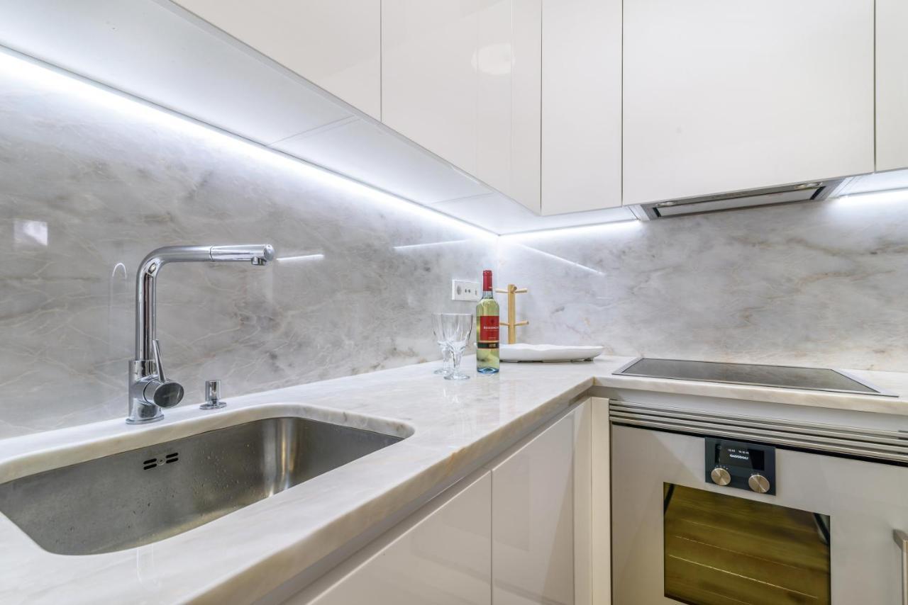 Modern Flat In Downtown Lisbon By Lovelystay Dış mekan fotoğraf